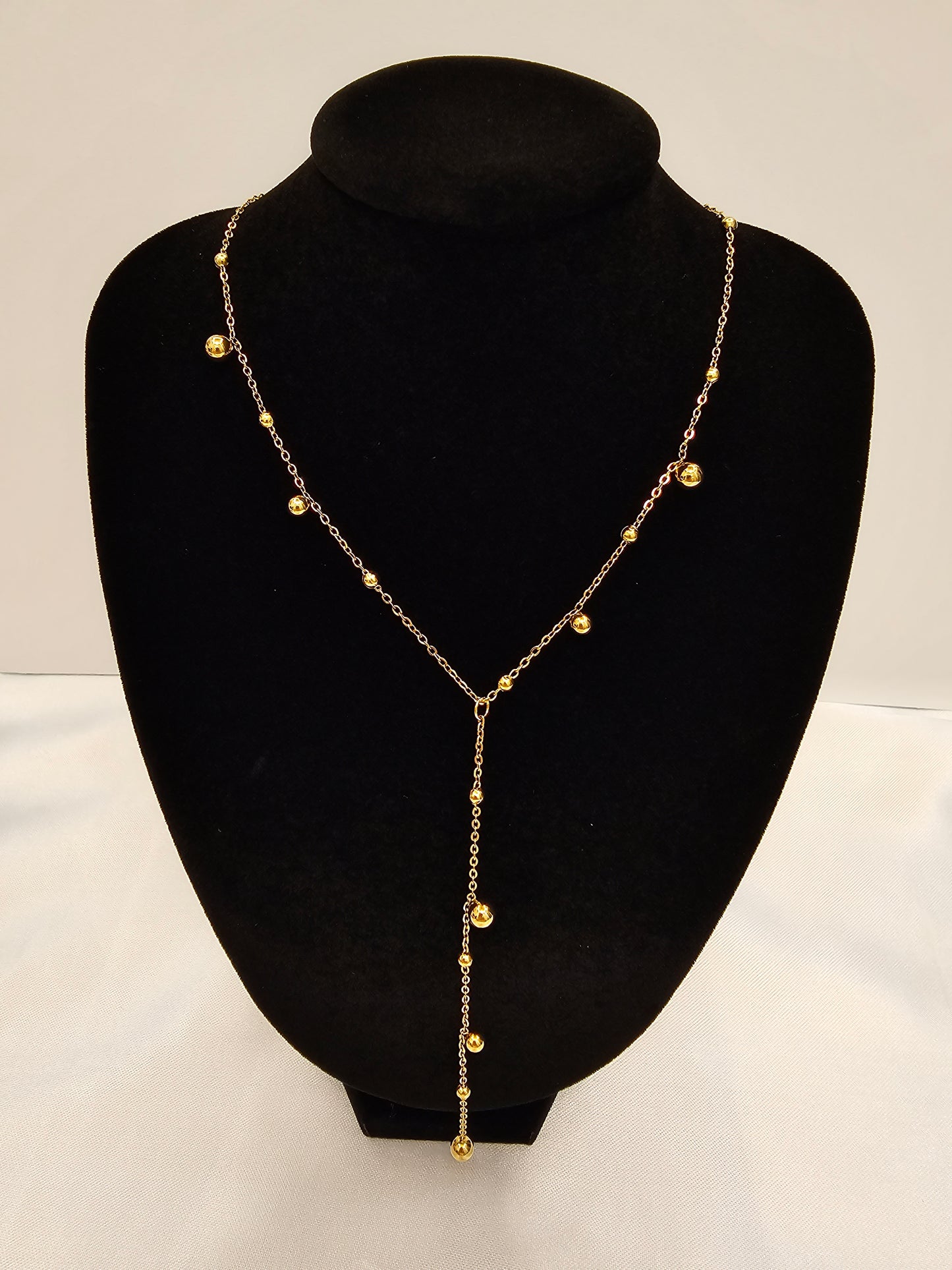 LEORA NECKLACE (18K Gold Plated Steel)